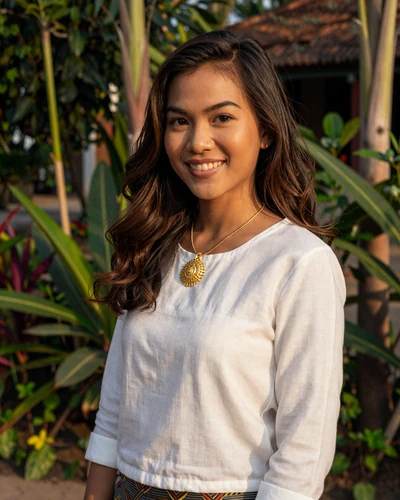 Sreyleak, 28, verified Khmer woman from Siem Reap seeking genuine connection